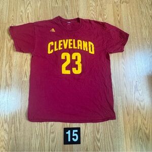 Men’s LeBron James Adidas T-Shirt L